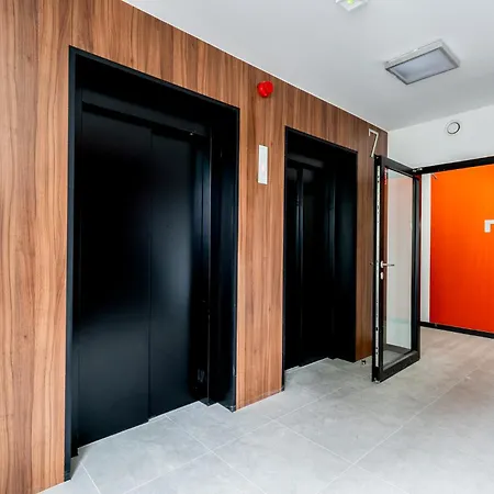 Tauron Modern Studio By Bookinghost-2